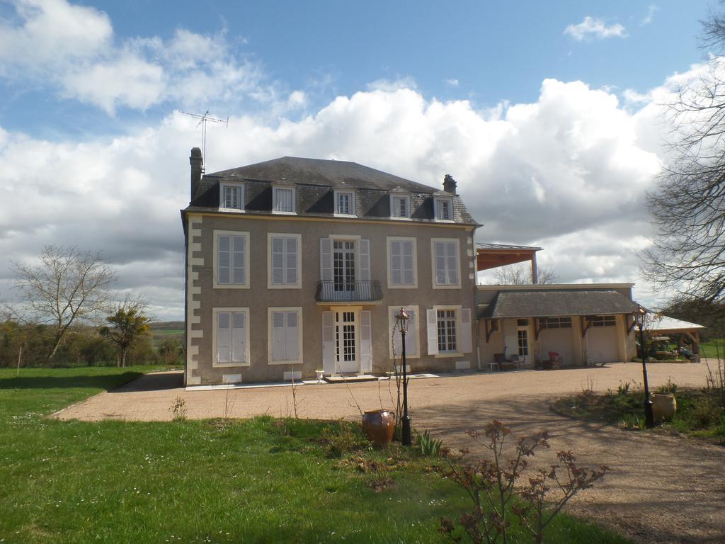 La Maison De Ma Tante Bed and Breakfast Pougues-les-Eaux Exterior foto